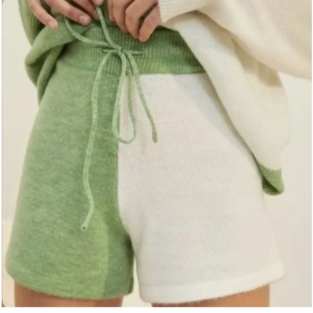Anthropologie Lea Color Block Lounge‎ Shorts Size M